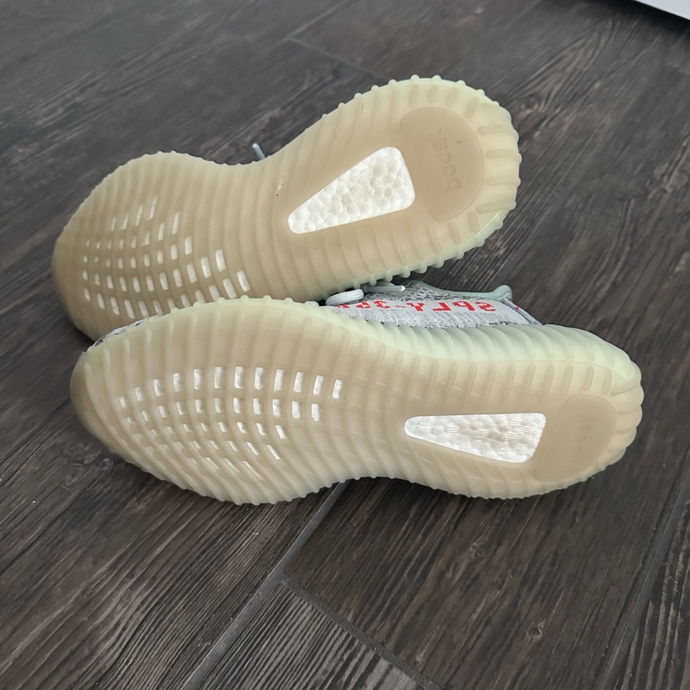 Yeezy Boost 350 V2 ‘Blue Tint’ 2017. Men’s 5.5/Women’s 7 - Picture 3 of 9